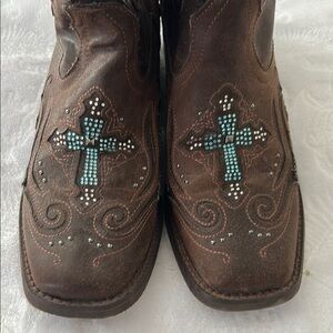 Roper Brown Heeled Boots with Turquoise Accents